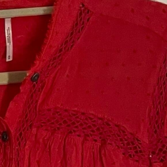 Free People Red Swiss Dot Embroidered Crotchet Trim Blouse Size Medium - Picture 5 of 7